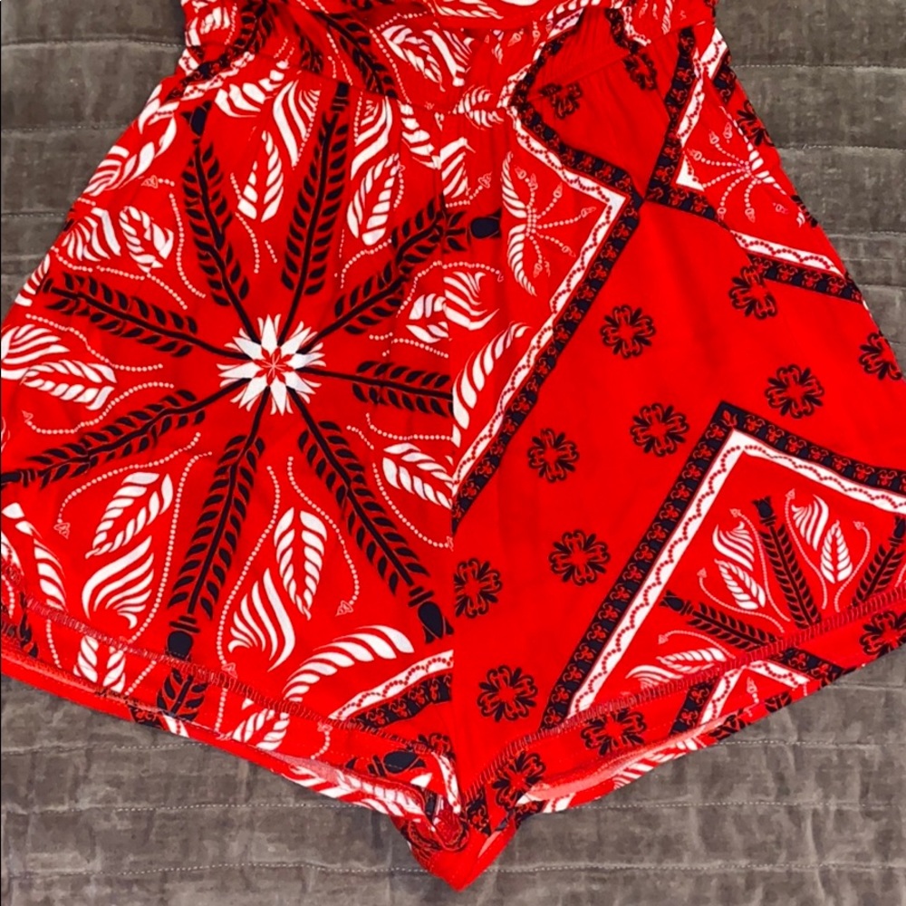 Red romper - Picture 3 of 4